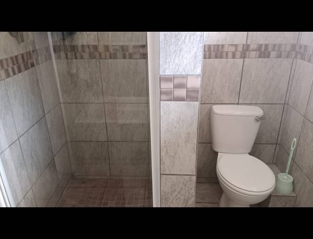 4 BEDROOM HOUSE TO LET IN VANDERBIJLPARK SW 5